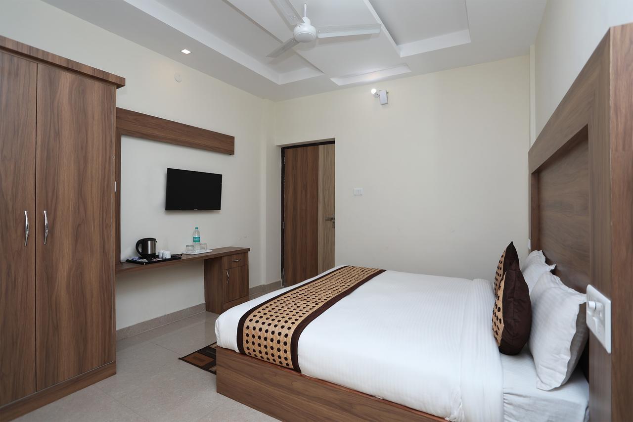 Hotel Kss Inn Doiwāla Esterno foto