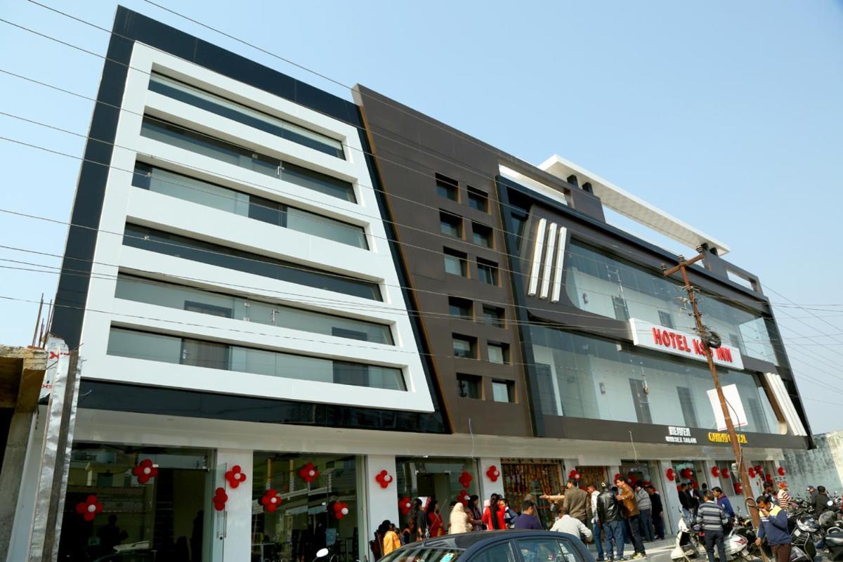 Hotel Kss Inn Doiwāla Esterno foto